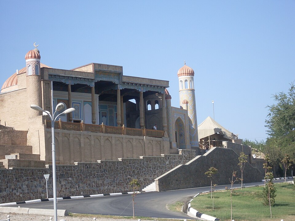 Fayl:Mosque Hazrat-Hyzr (2).JPG