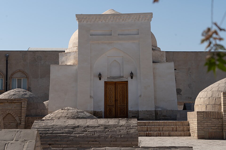 Fayl:Shayx Qalandar bobo maqbarasi.jpg