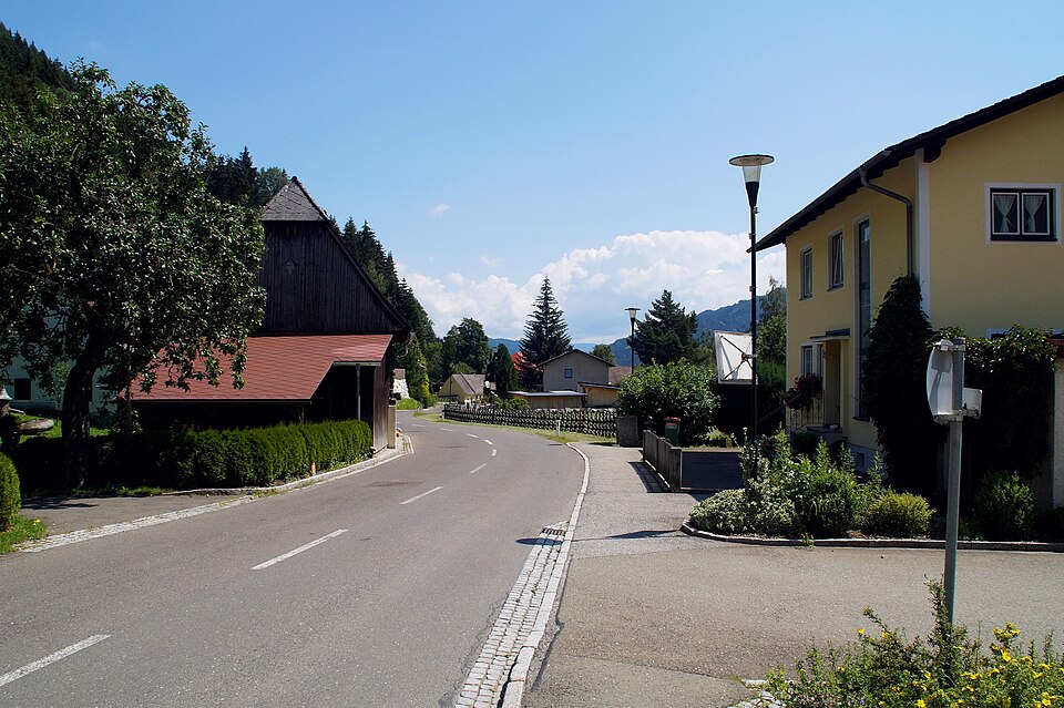 Fayl:Gaal12 Ortsdurchfahrt L515.jpg