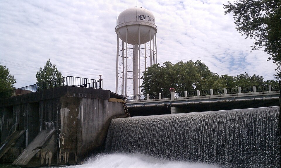 Fayl:Newton Falls, OH.jpg
