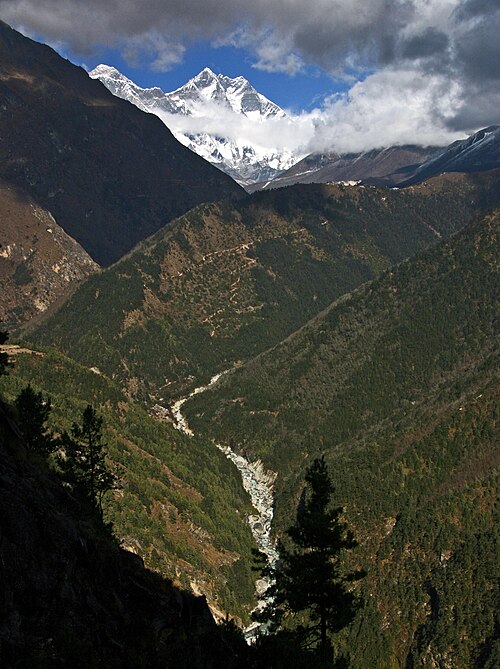 Fayl:Tengboche-Namche Bazaar-62-Tal-Everest-Lhotse-2007-gje.jpg