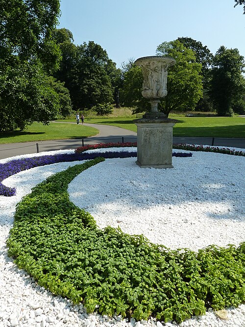 Fayl:Kew Gardens P1170577.JPG