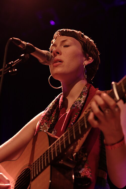Fayl:Alela Diane.jpg