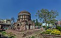 Maqbara kichik g‘ishtin supa ustiga qurilgan