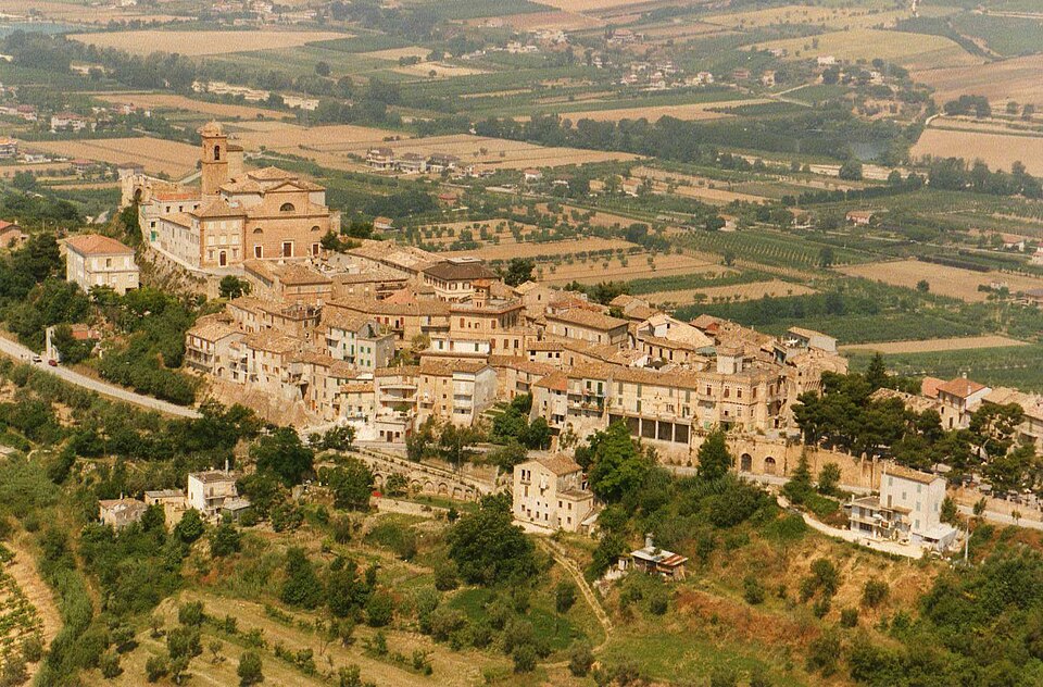 Fayl:Campofilone1.jpg