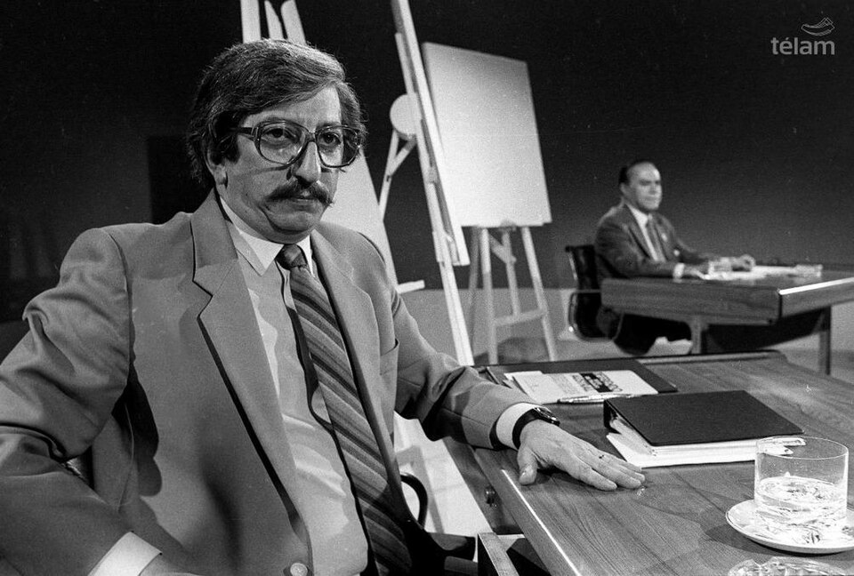 Fayl:Caputo y Saadi.jpg