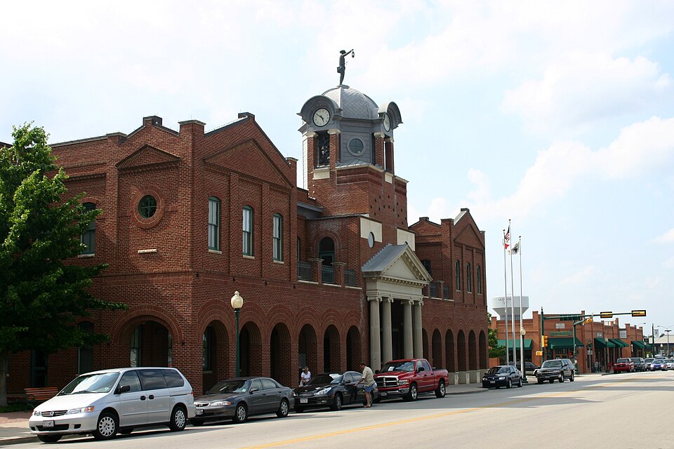 Fayl:Grapevine City Office.jpg