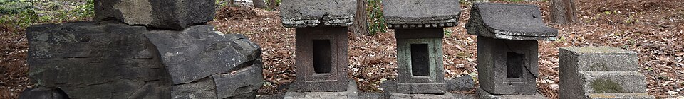 Fayl:Honoikazuchi-jinja banner.jpg