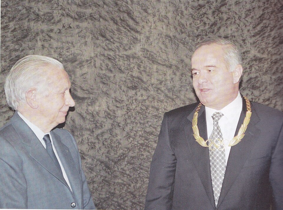 Fayl:Samaranch and Karimov.jpg