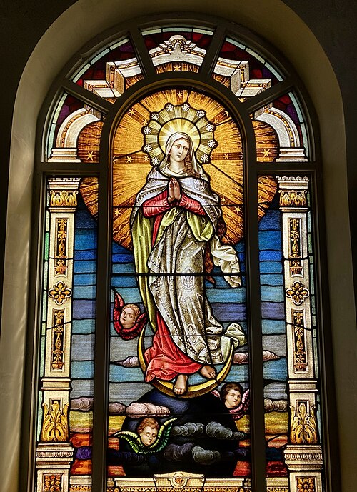 Fayl:VirginMaryStainedGlassStJoseph'sBasilica.jpg