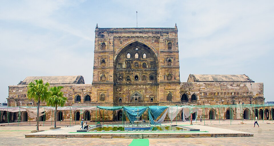 Fayl:Jaunpur Jami Masjid 3.jpg