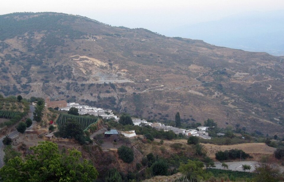 Fayl:Alcútar, en Bérchules (Granada).jpg