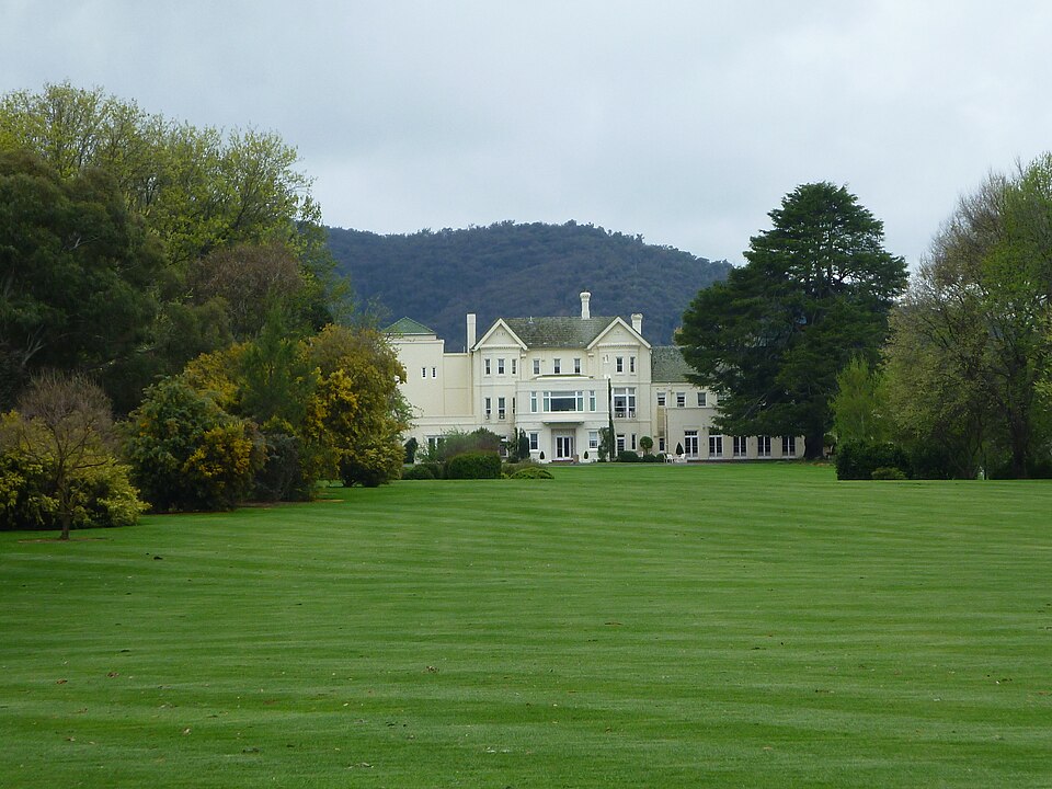 Fayl:Government House, Canberra.jpg