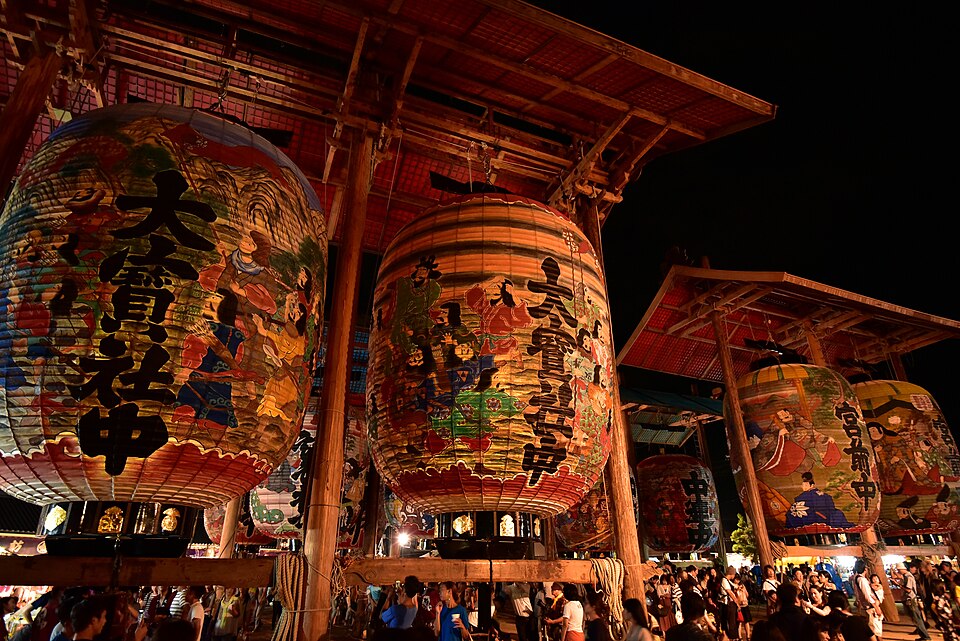 Fayl:Mikawa Isshiki Lantern Festival.jpg