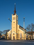 Maydonning sharqiy tomonida Avliyo John cherkovi