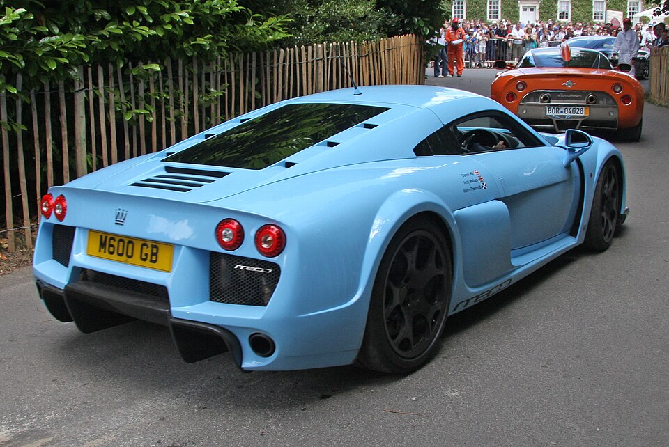 Fayl:Noble M600.jpg