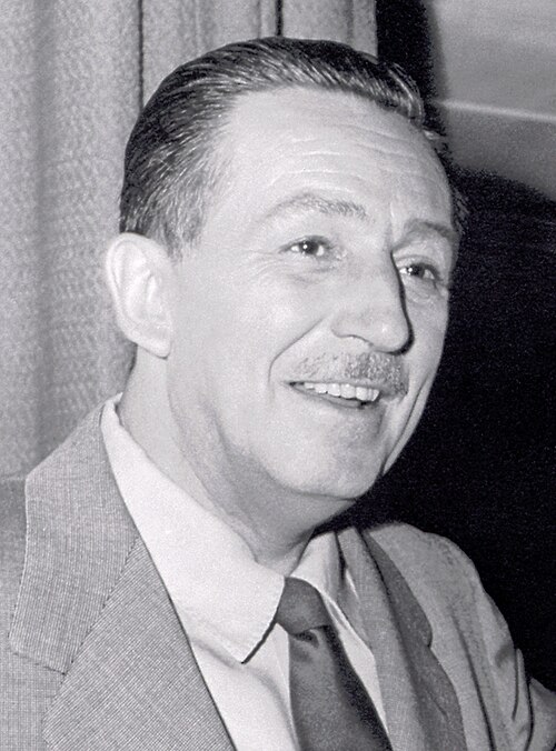 Fayl:Walt disney portrait right.jpg